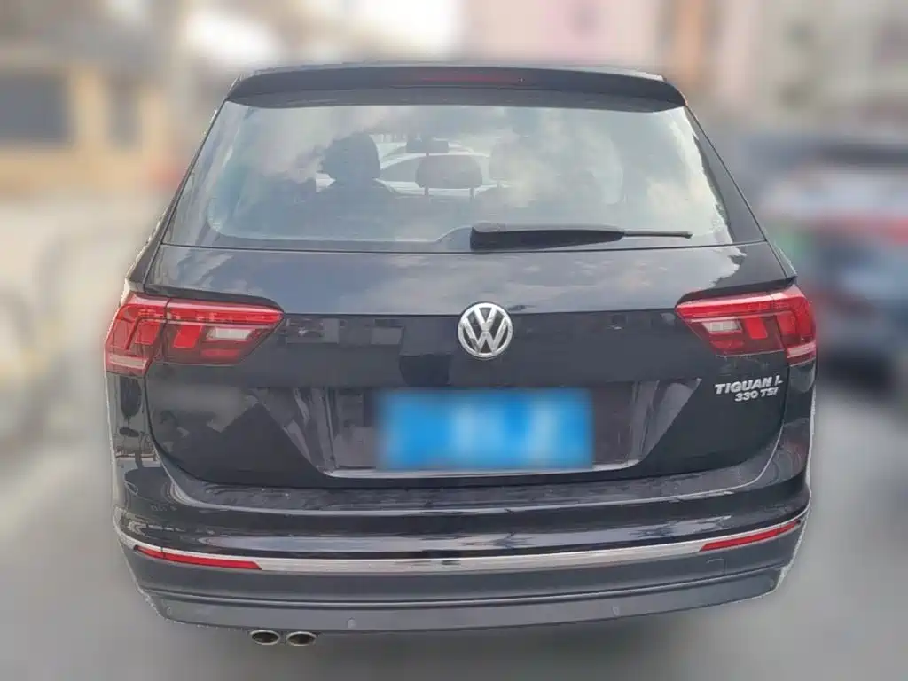 Фото 8 - Volkswagen Tiguan L
