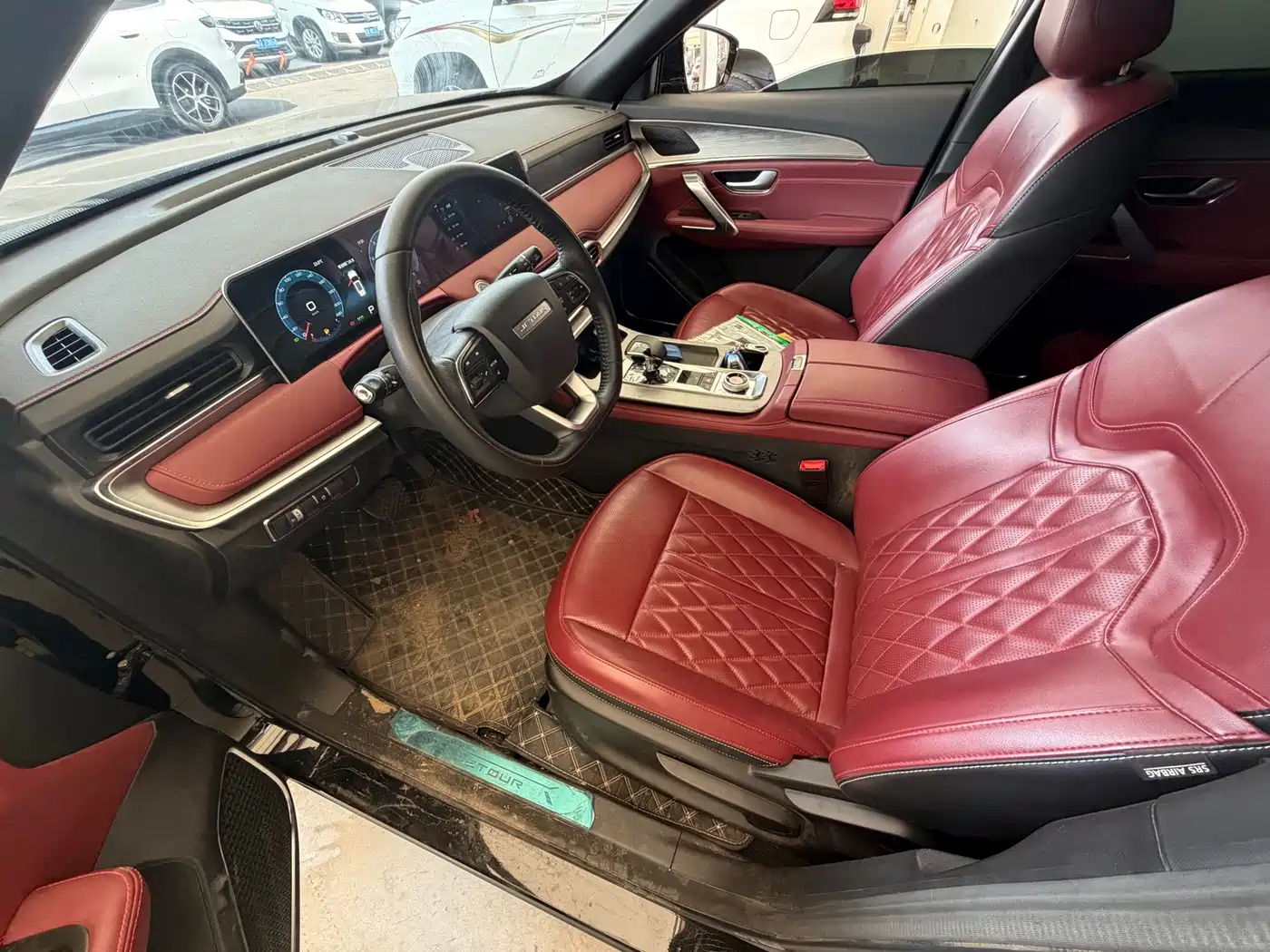 Jetour X70 PLUS 2025 2024 Champion Edition 1.5T DCT Champion PRO 7-seater
