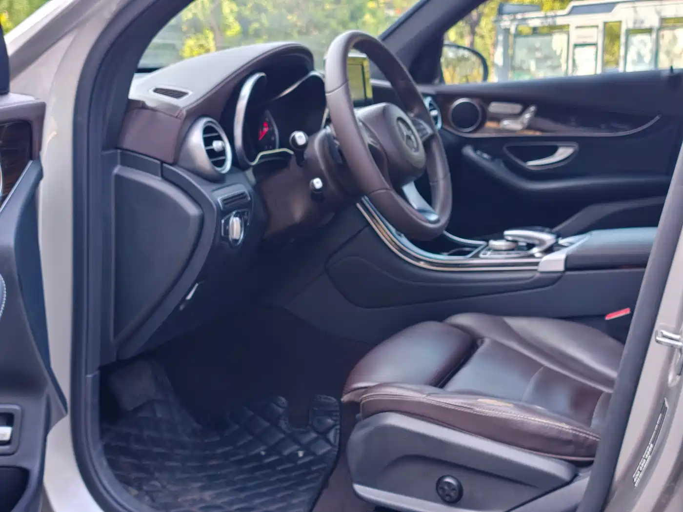 Mercedes-Benz GLC 2019 GLC 260 4MATIC Dynamic фото 15