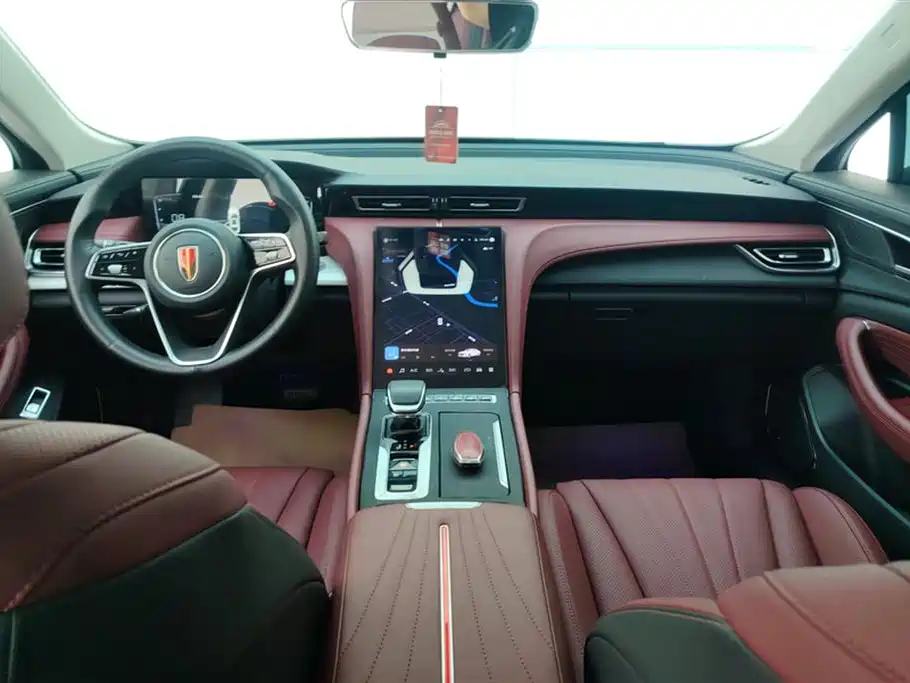 Hongqi H5 2024 1.5T DCT Smart Connect Flag Rhythm Edition фото 12
