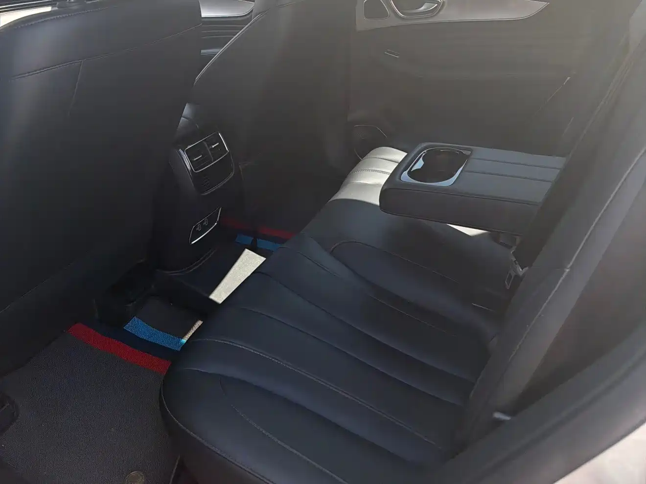 Roewe RX5 MAX 2021 2021 Supreme Series 400TGI Auto Luxury Cabin Edition