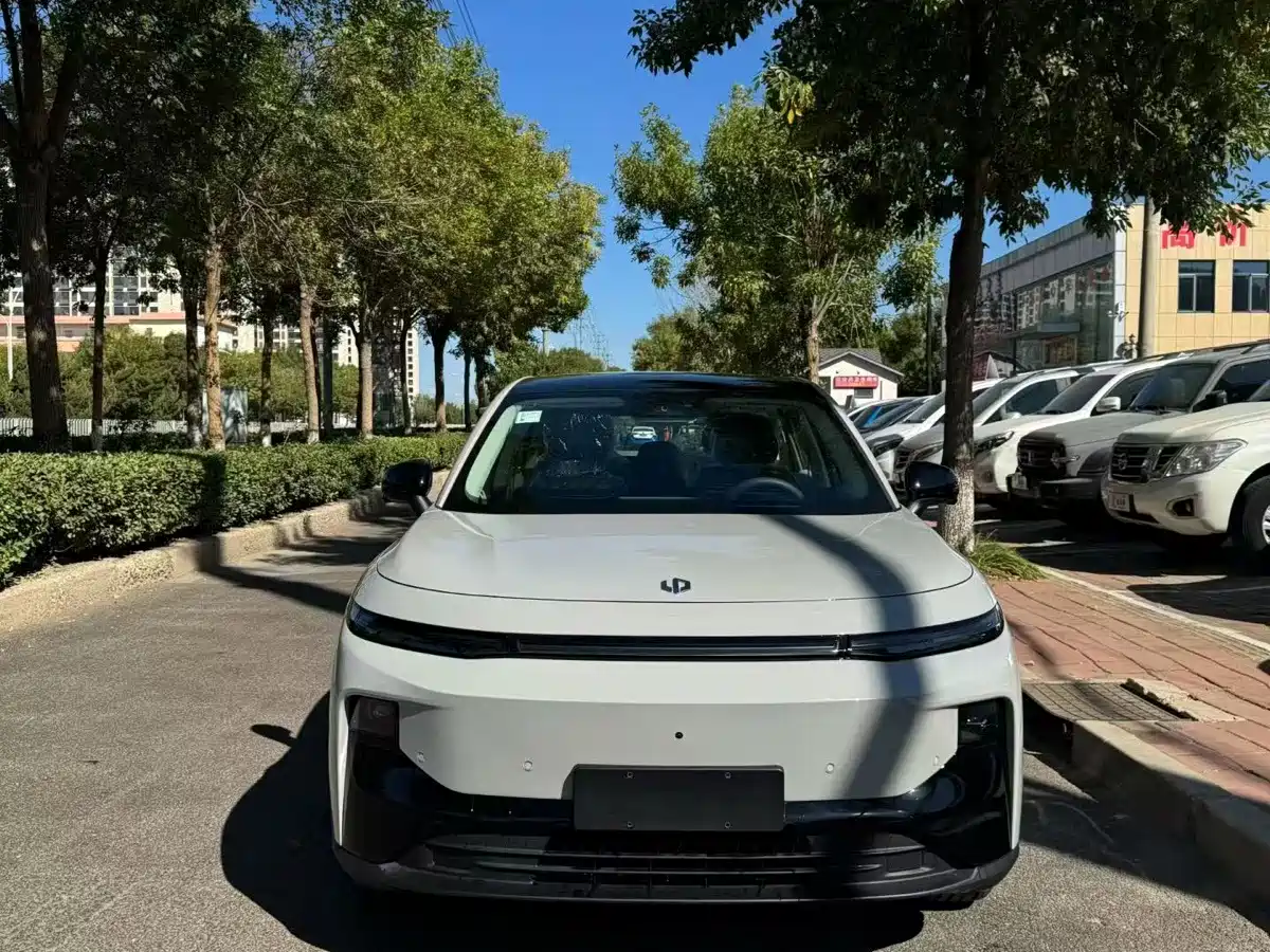 2026 Leapmotor B10
