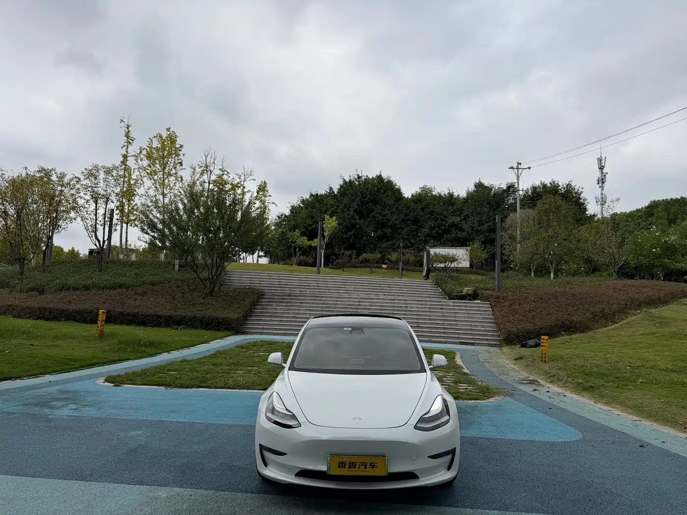 Tesla Model 3 (Import) 2019 2019 Long Range All-Wheel Drive Edition