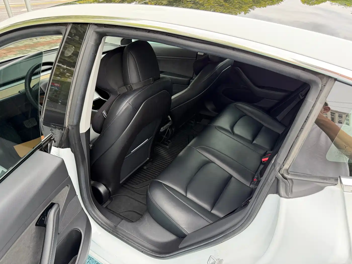 Tesla Model 3 (Import) 2019 2019 Long Range All-Wheel Drive Edition