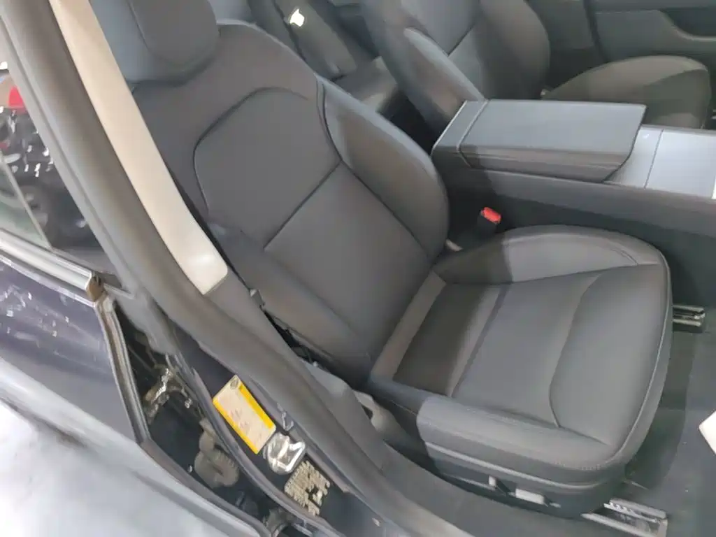 Tesla Model 3 2026 2025 Model Rear-Wheel Drive Edition