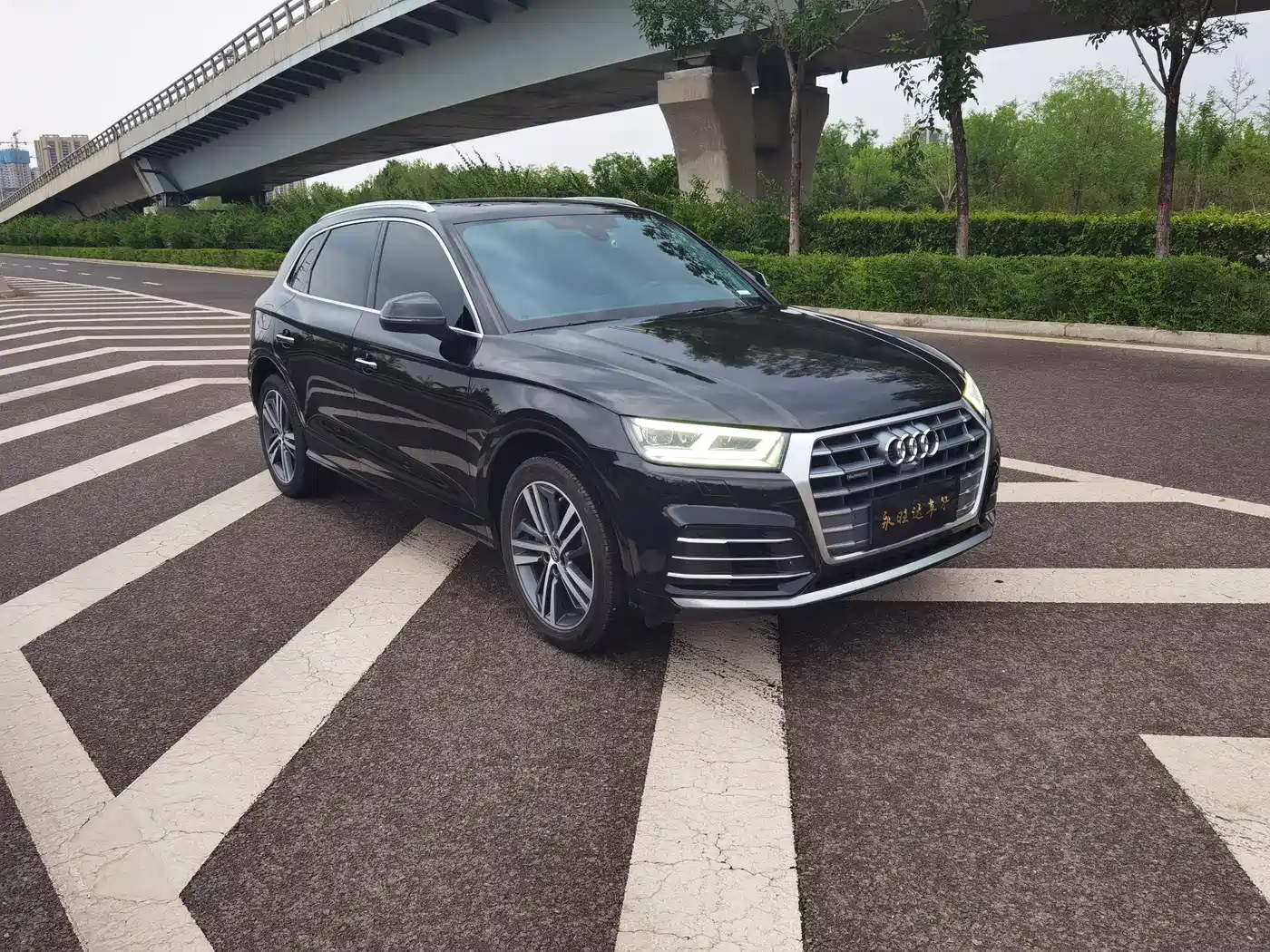 Audi Q5L 2020 Facelift 40 TFSI Honor Fashion