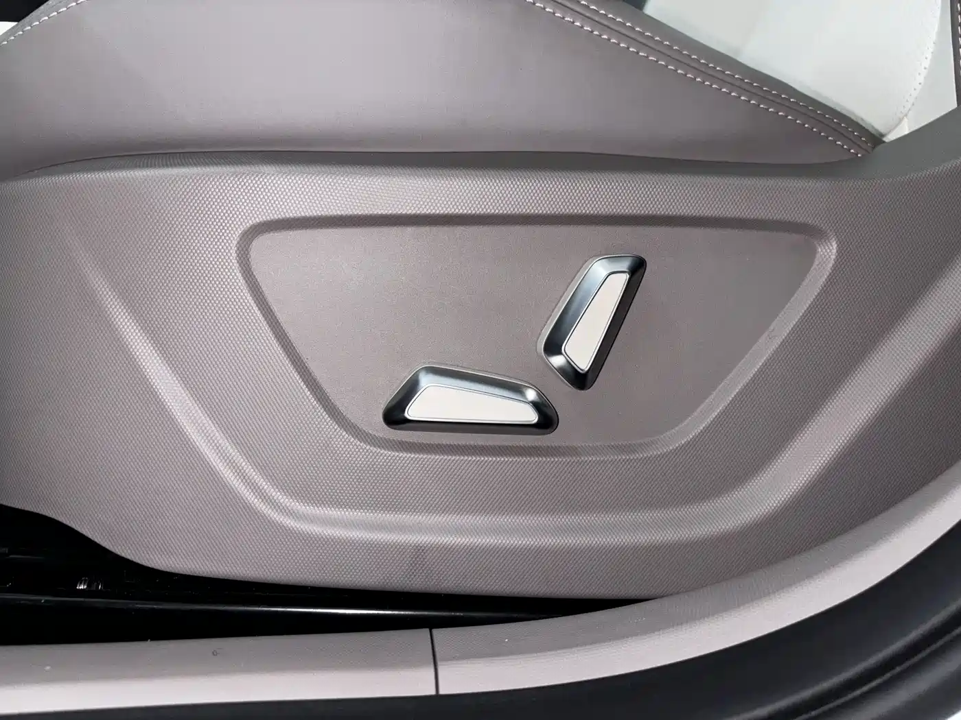 Geely ICON 2026 2026 Chocolate 1.5TD Pure Edition