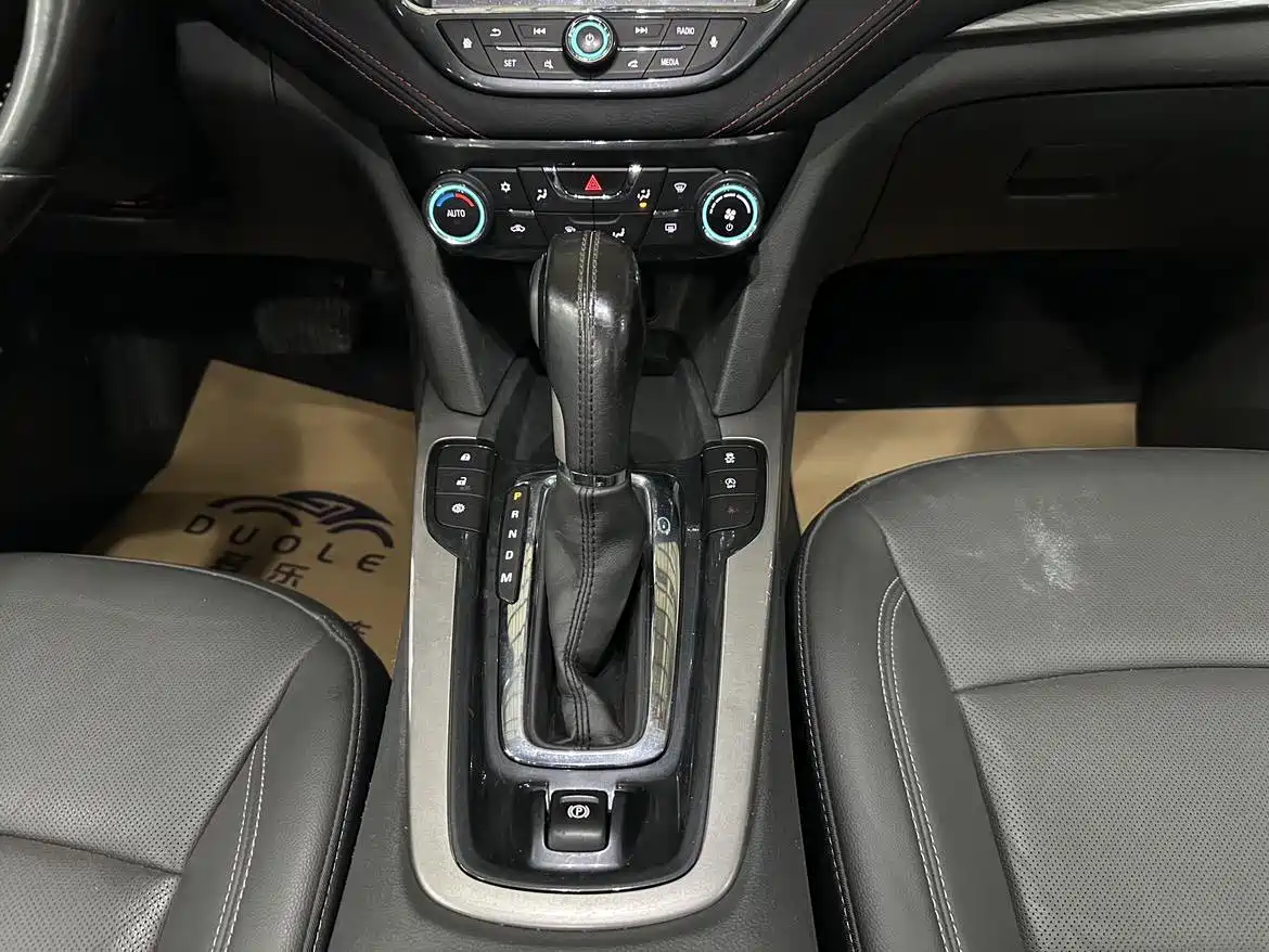 Chevrolet Malibu 2018 530T Automatic Luxury Edition фото 12