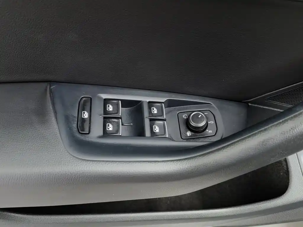 Volkswagen Magotan, миниатюра 9