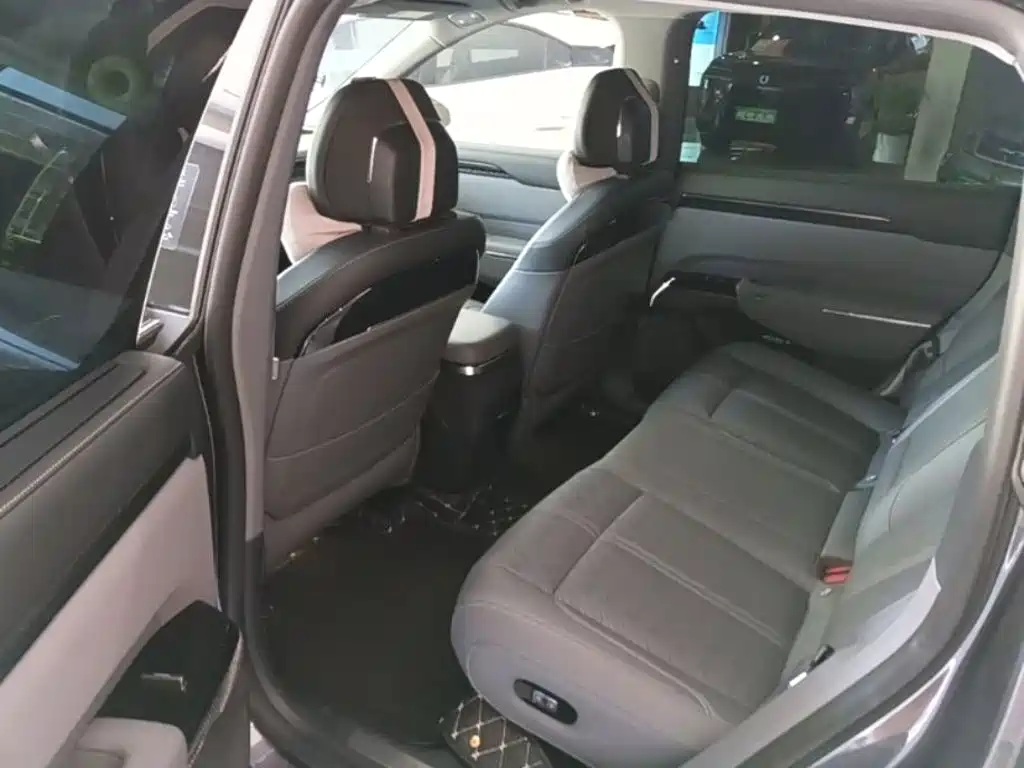 ZEEKR 7X 2025 2025 Model 75kWh RWD Smart Driving Edition