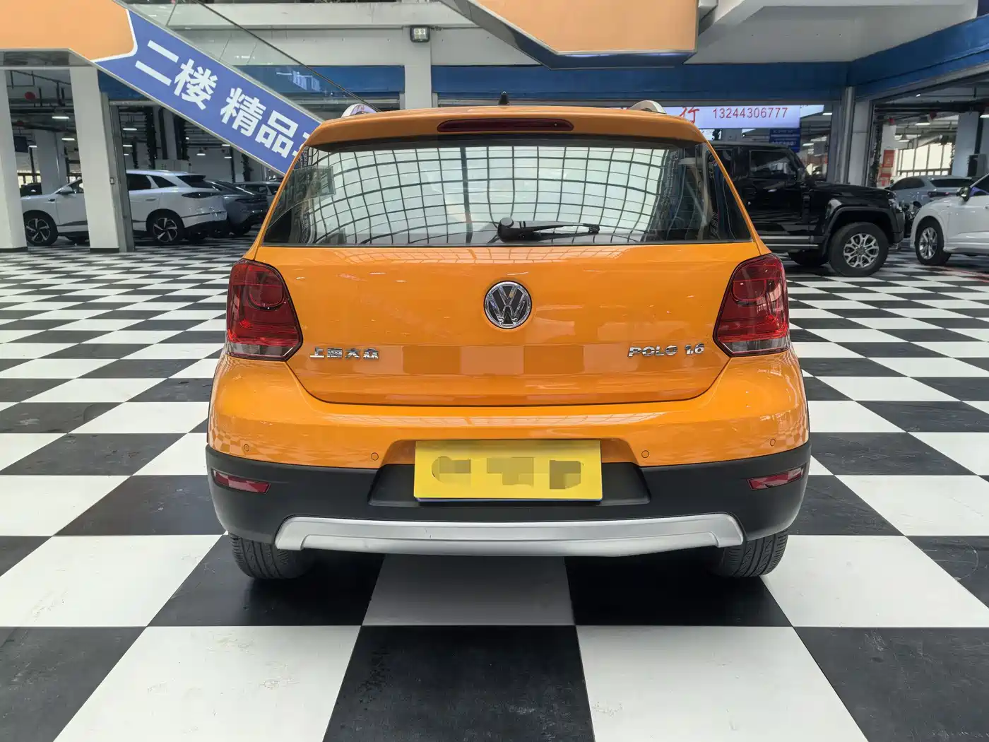 Volkswagen Polo 2012 1.6L Cross Polo AT фото 6
