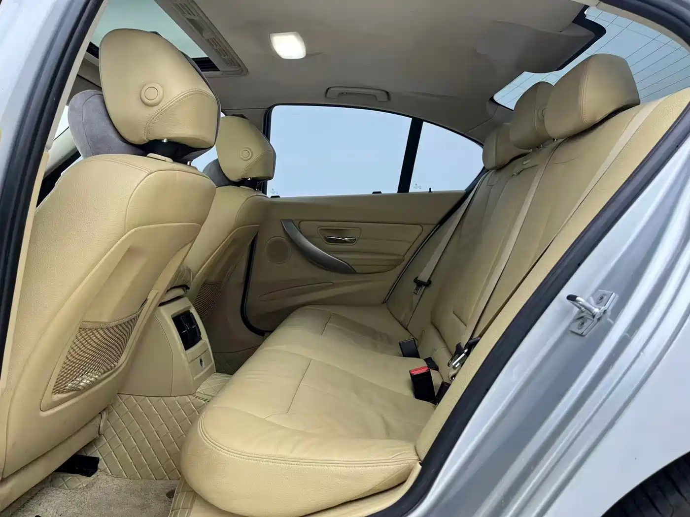 BMW 3 Series (Import) 2012 2013 320i Fashion Model