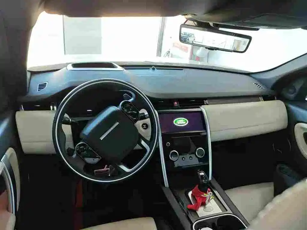 Land Rover Discovery Sport 2021 249PS R-Dynamic HSE Luxury Custom Edition фото 4