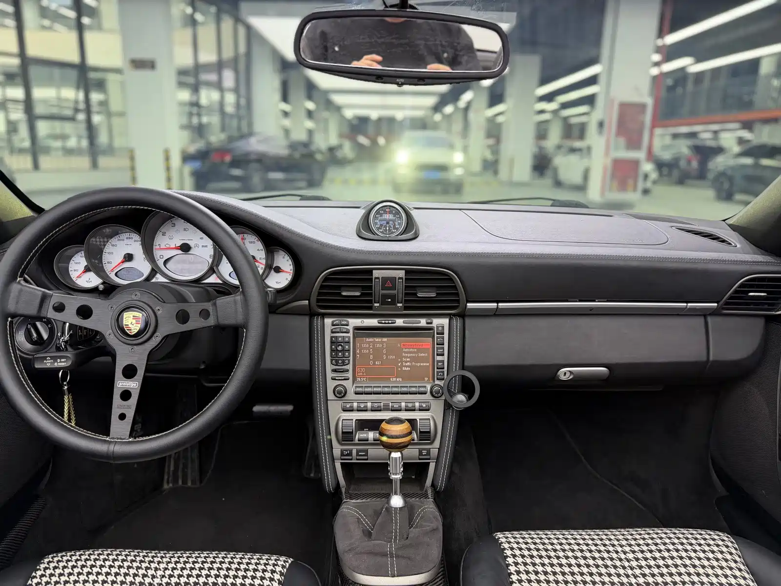 صورة 7 - Porsche 911