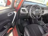 Фото 16 - Geely Vision X3