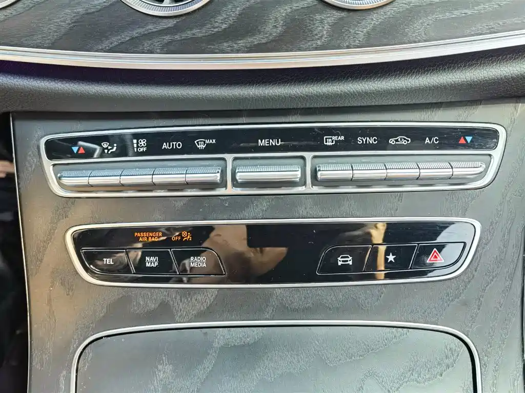 Mercedes-Benz E-Class (Import) 2021 E 300 Coupe фото 25