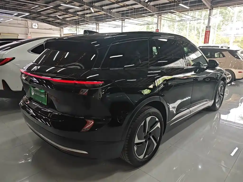 Фото 7 - NIO ES6
