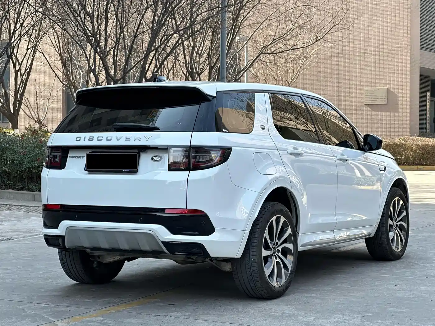 Land Rover Discovery Sport 2024 Performance Technology Edition фото 14