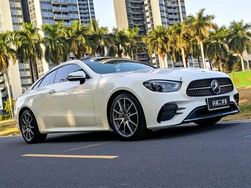 Mercedes-Benz E-Class (Import) 2021 E 300 Coupe фото 3