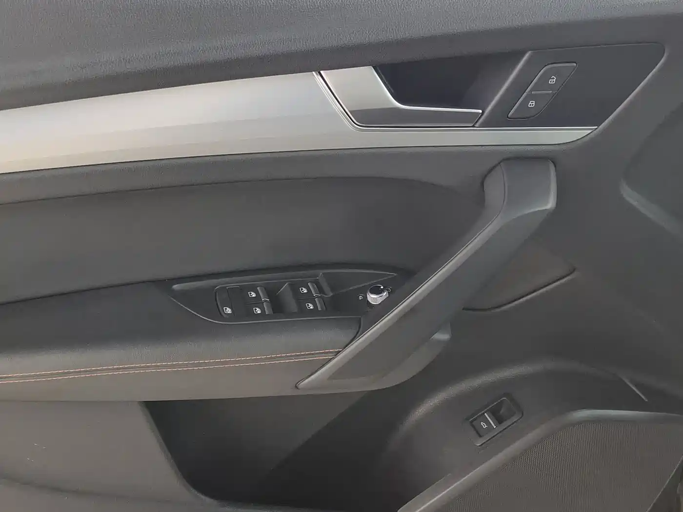 Audi Q5L 2019 2018 40 TFSI Prestige Fashion (China V)