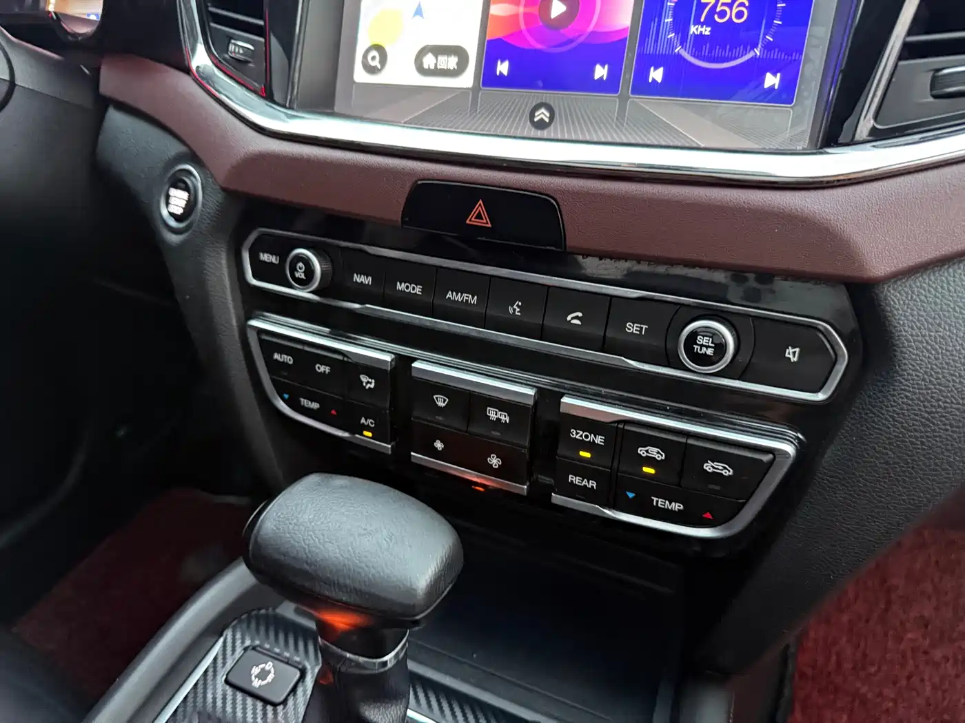 GAC Trumpchi Trumpchi GS8 2017 320T 2WD Luxury Smart Connect (7-seater) фото 21