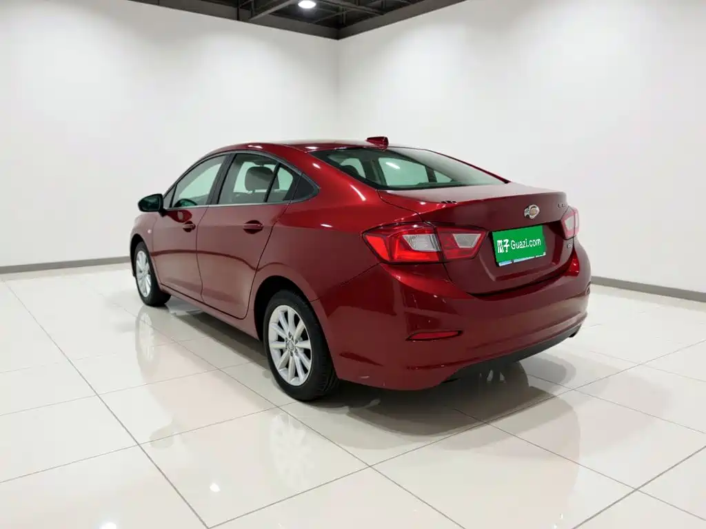 Chevrolet Cruze 2018 2018 320 Automatic Pioneer Sunroof Edition