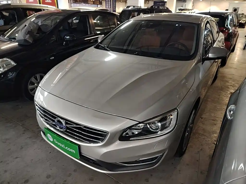 Volvo S60 2017 — пригон из Китая