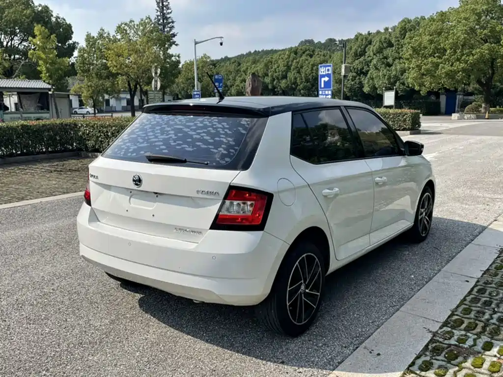 Photo 16 - Škoda Fabia