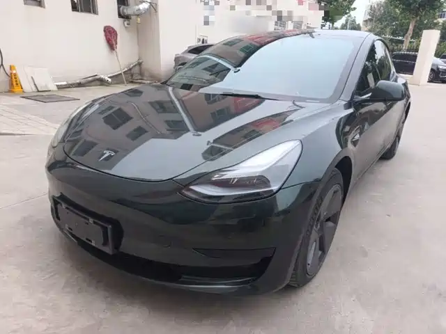Tesla Model 3 2023