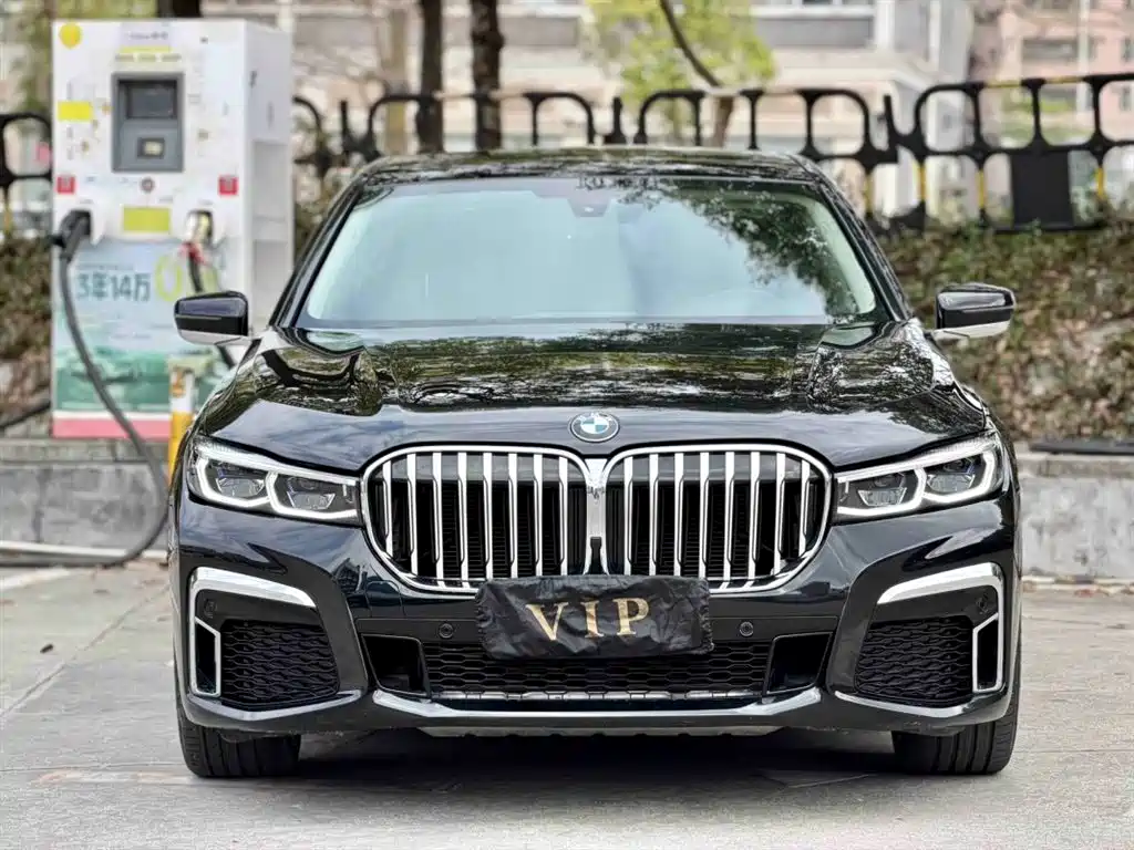 BMW 7 SERIES