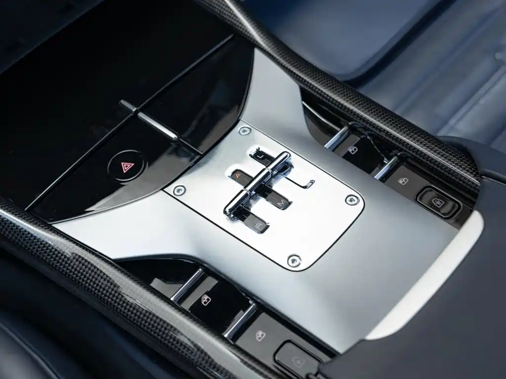 Ferrari Purosangue 2024 2023 6.5L V12