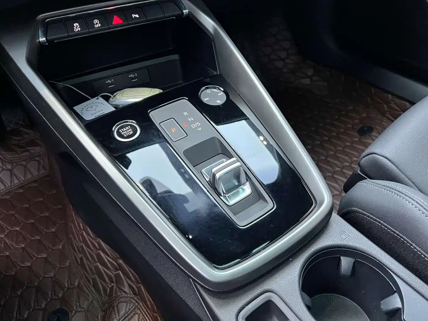 Audi A3 2022 A3L Limousine 35 TFSI Style Elegance фото 9