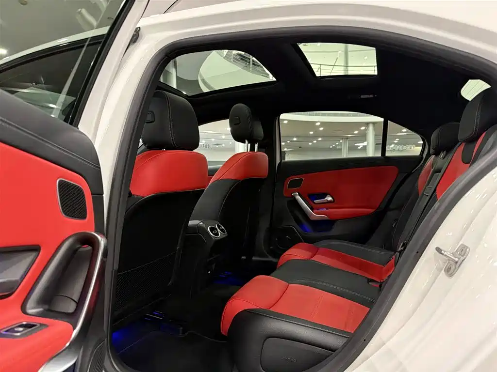 Mercedes-Benz A-Class AMG 2025 2025 AMG A 35 L 4MATIC