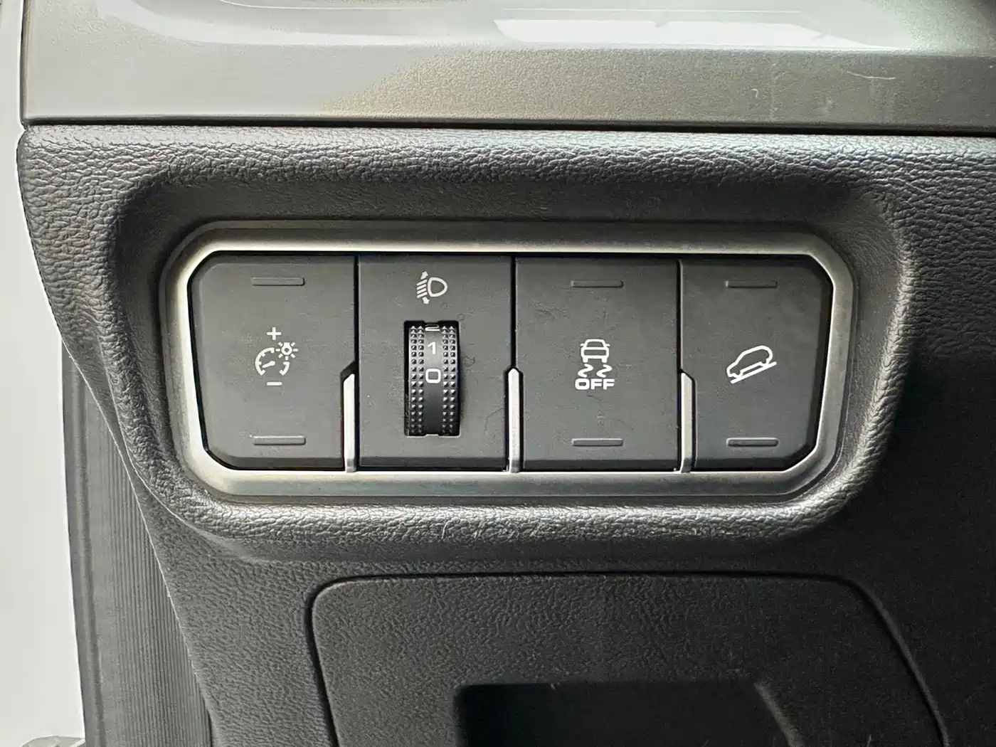 Photo 10 - Haval H6