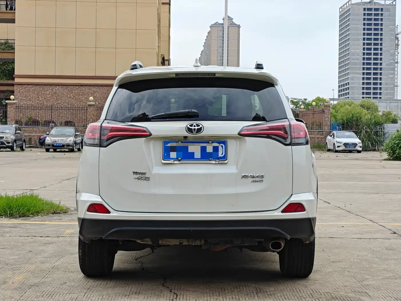 Toyota RAV4 Rongfang 2016 2.0L CVT 2WD Comfort (China V) фото 6