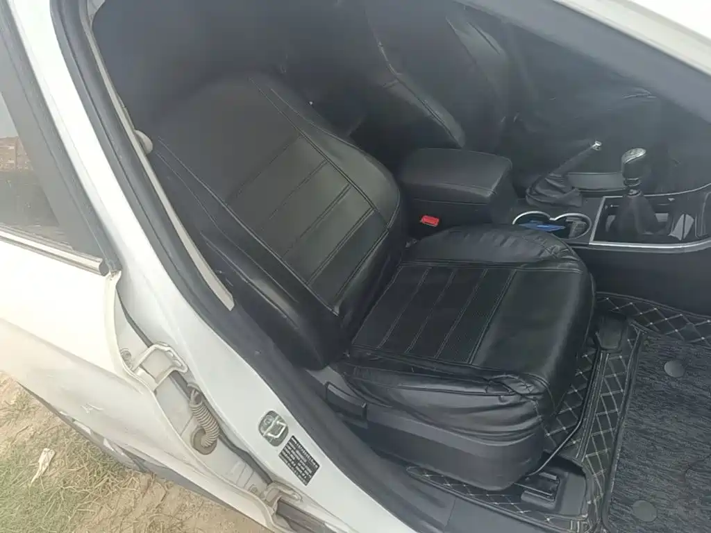 Фото 25 - Haval H2