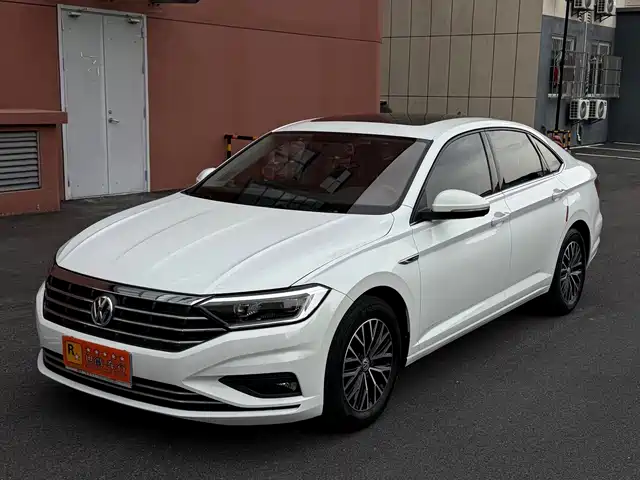 Volkswagen Sagitar 2021