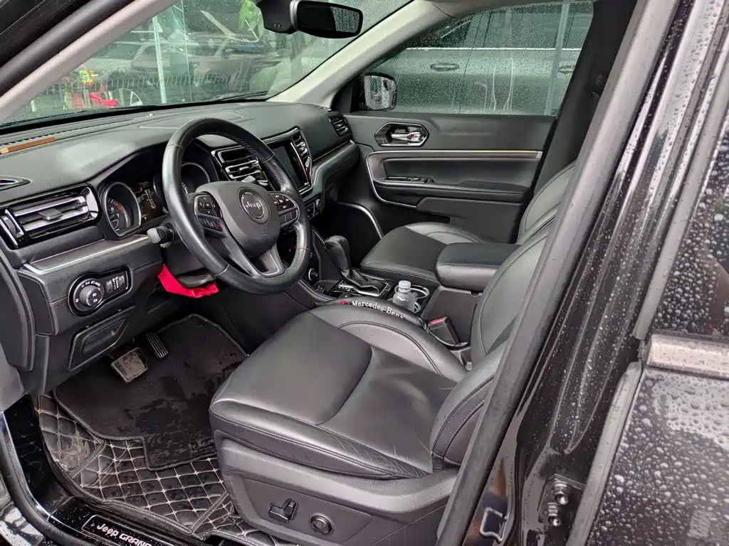 Jeep Grand Commander 2019 2018 2.0T 4WD Joy Edition (China VI)
