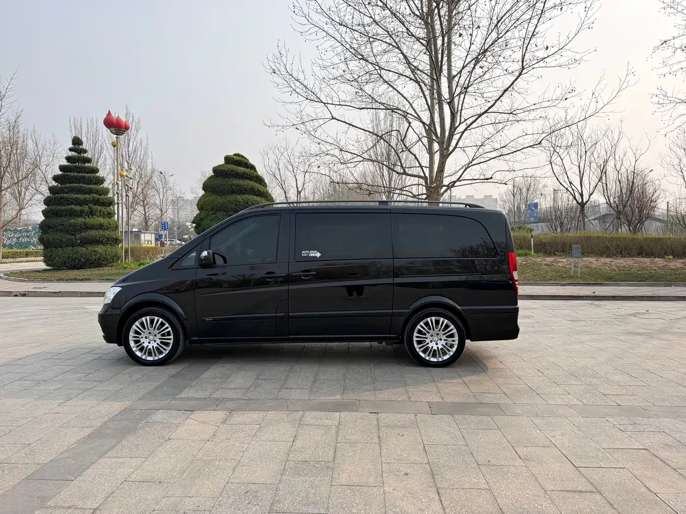 Mercedes-Benz Viano 2013 3.5L Haochi Edition фото 8