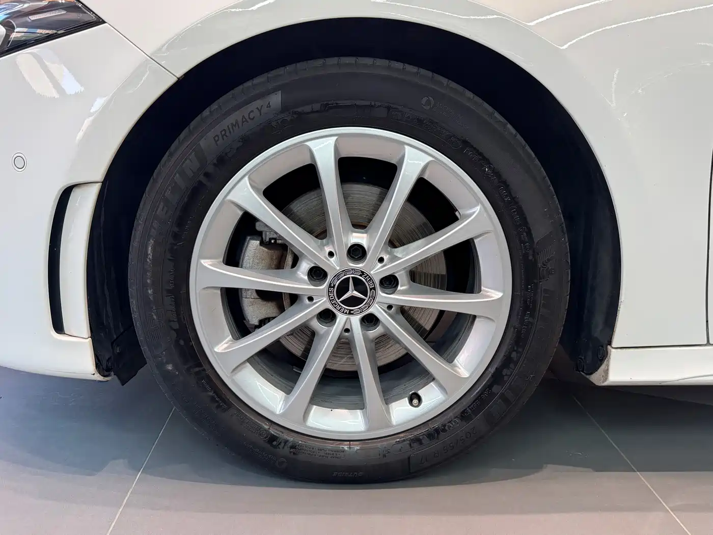 Mercedes-Benz A-Class 2019 A 200 L Sport Sedan фото 16