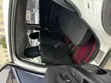 Photo 13 - Honda Vezel