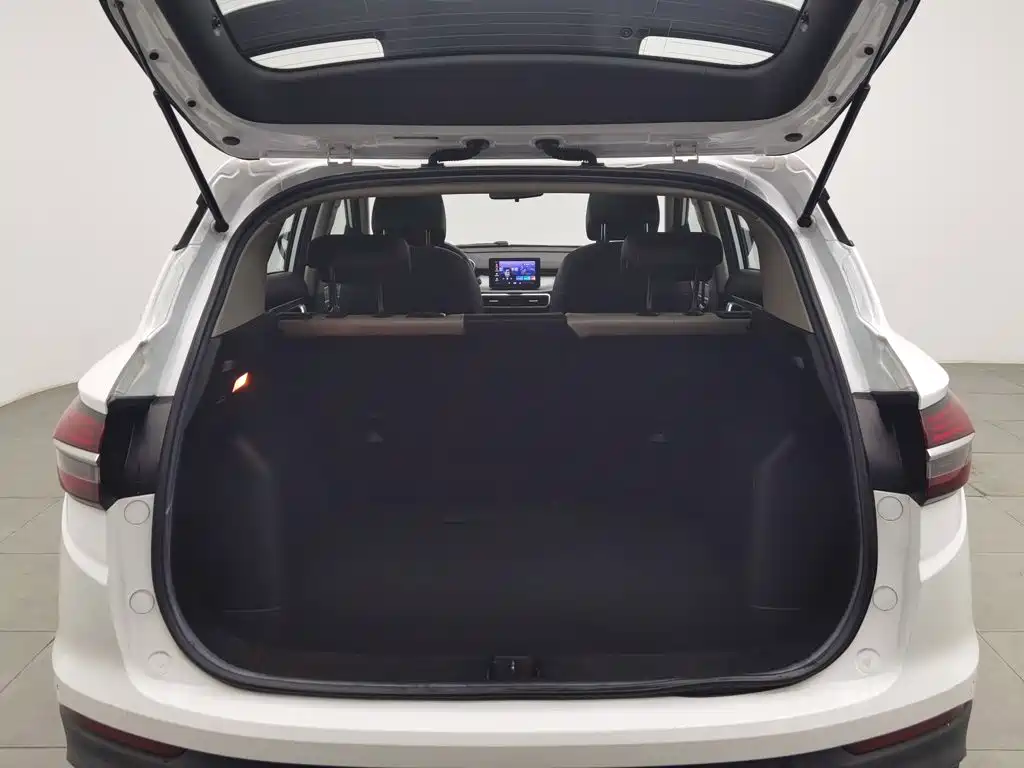 Photo 16 - Geely Coolray