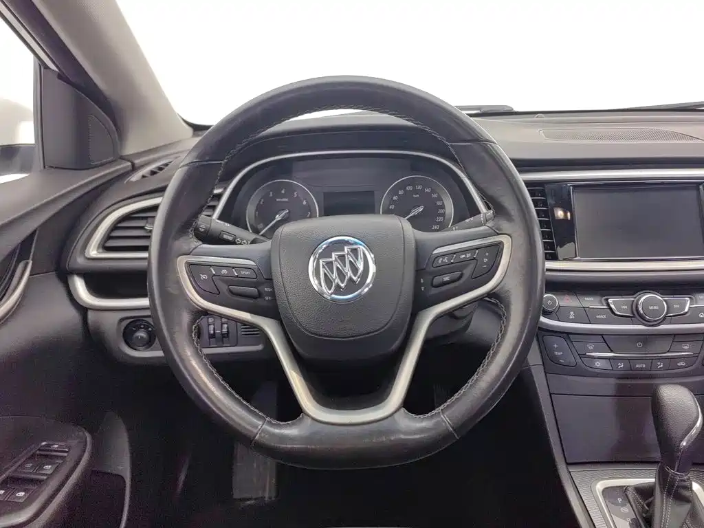 Фото 11 - Buick Excelle