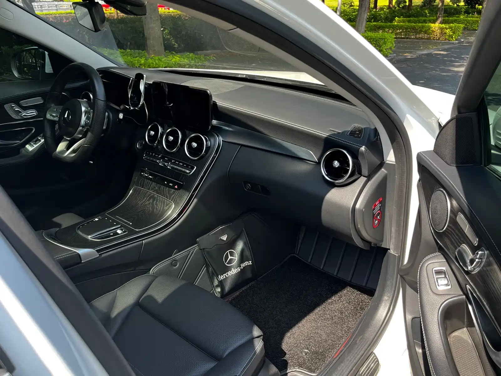 Фото 13 - Mercedes-Benz C-Class