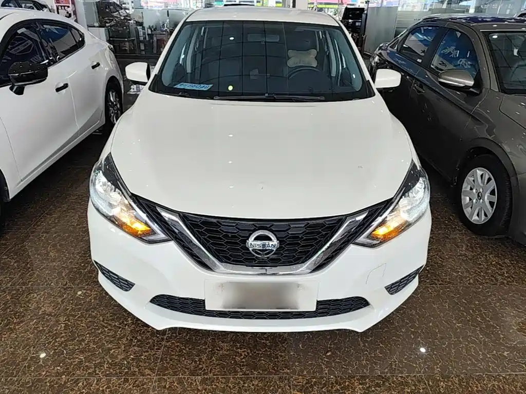 Nissan SYLPHY, миниатюра 3