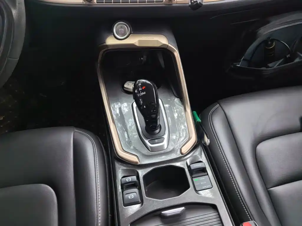 Фото 14 - Haval H6