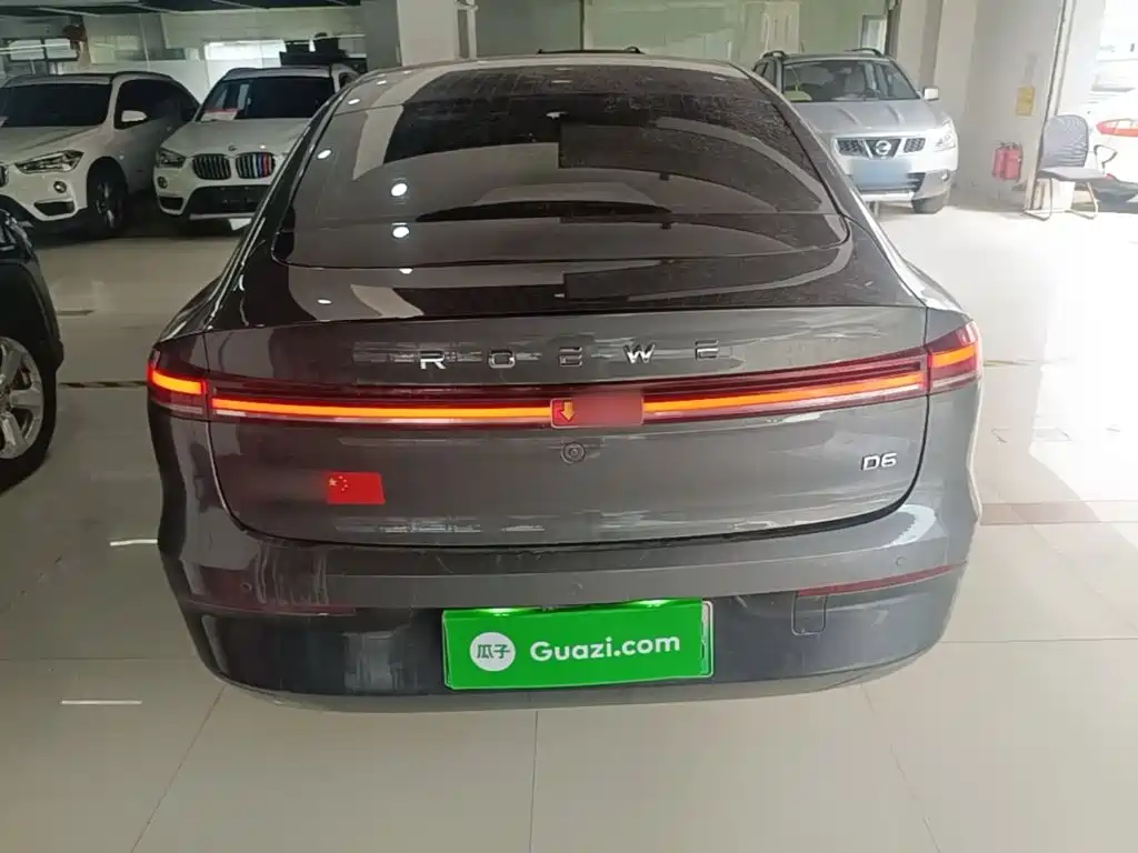 Фото 6 - Roewe D6