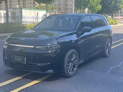 Leapmotor C10