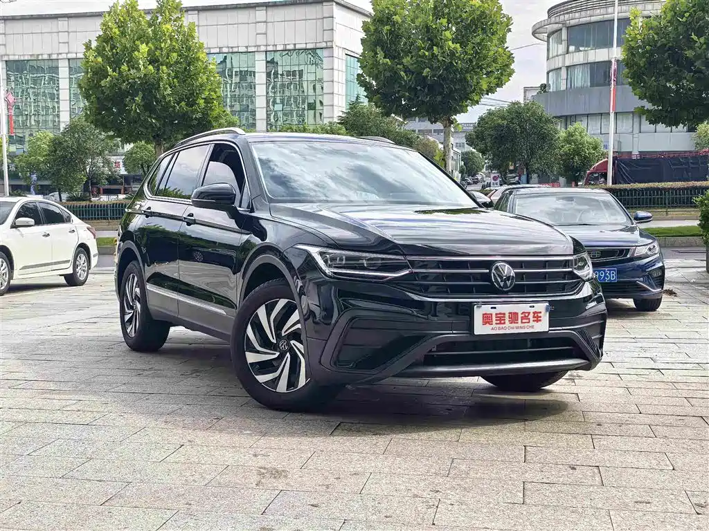 2025 Volkswagen Tiguan L