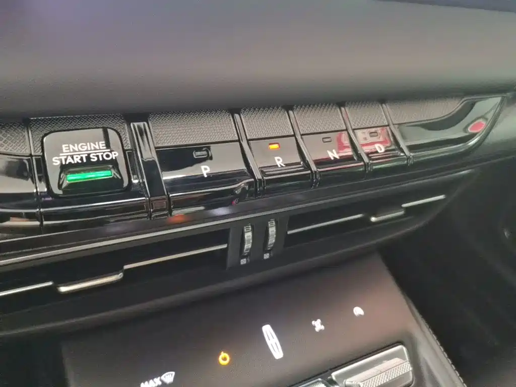 Lincoln Z 2022 2022 Model iCool Premium Edition